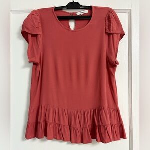 Ro & De Tiered ruffle short sleeve blouse Size Small Terracotta Burnt red pink